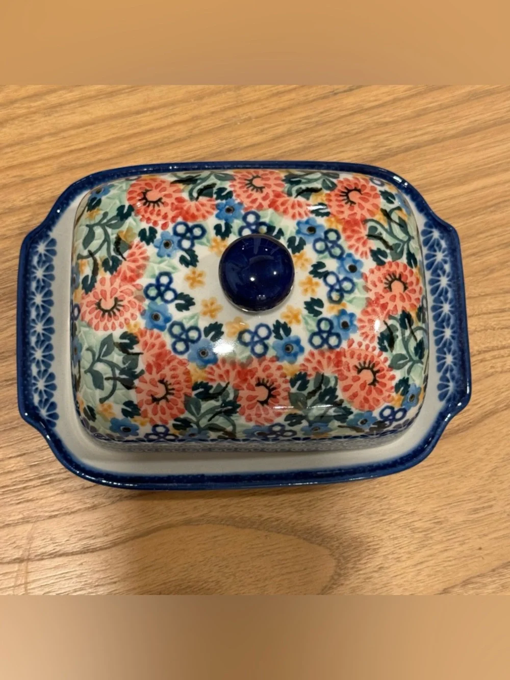 Polish Pottery Sparrow 2-Piece Covered Butter Dish.